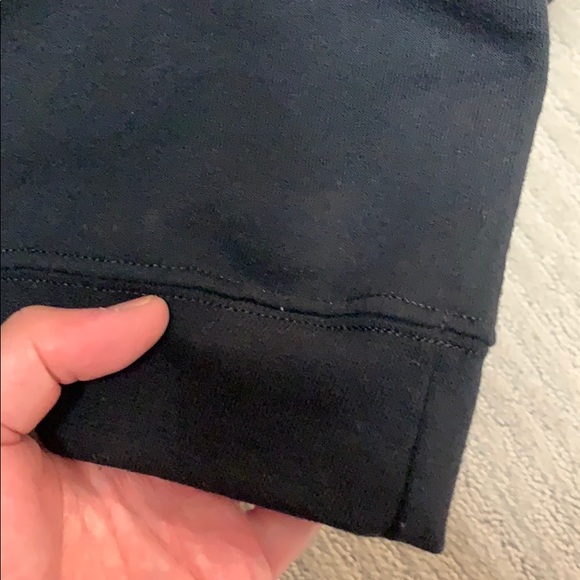 💧 🗯 Used Sweatshirt and in Good condition - Picture 5 of 5